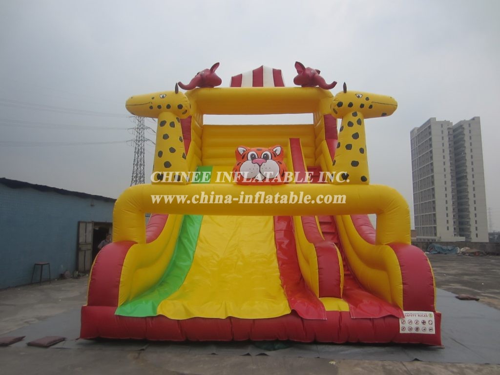 T8-1409 Jungle Theme Inflatable Giant Slide