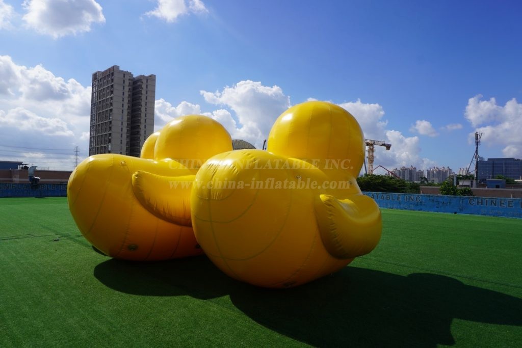 S4-298 Little Yellow Duck Inflatable Cartoon