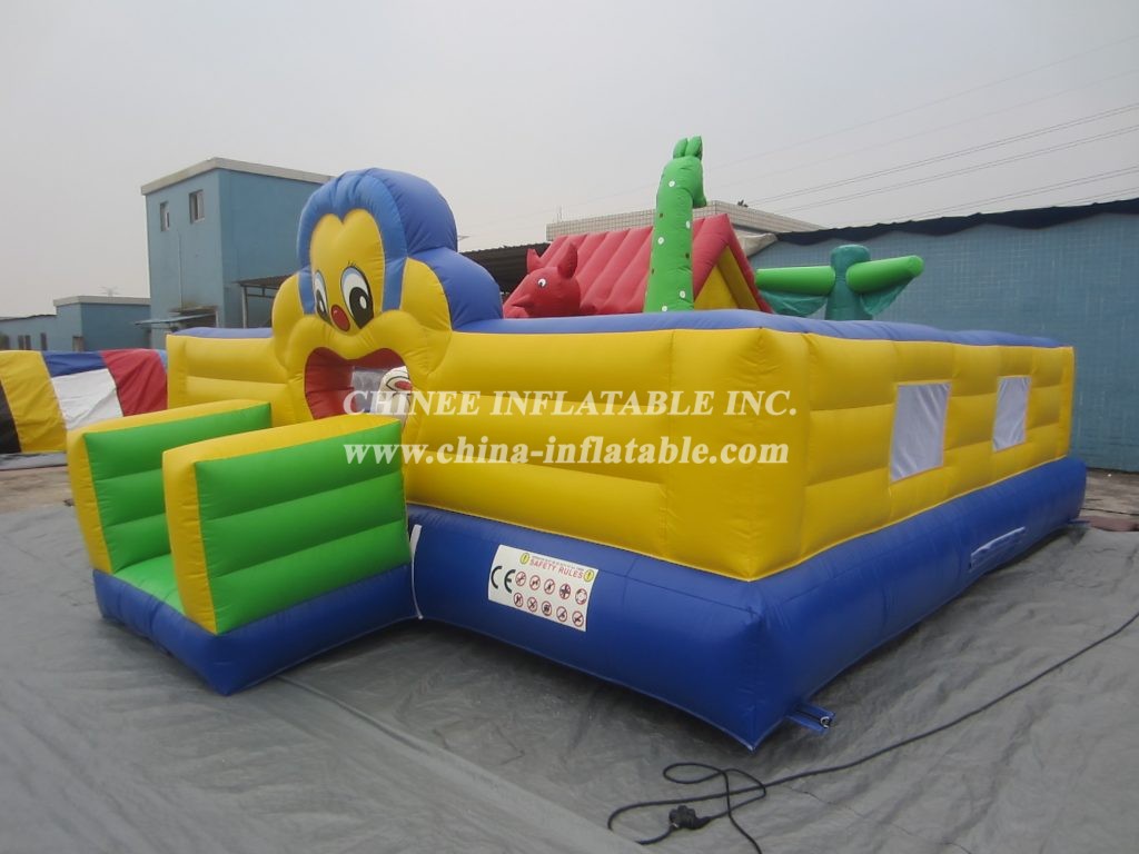 T2-2967 Inflatable Amusing Park Inflatable Playground