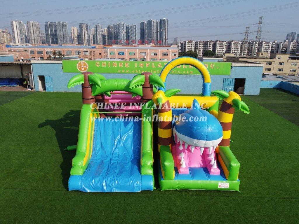 T7-1250 Shark Inflatable Obstacle Course Challenge Run