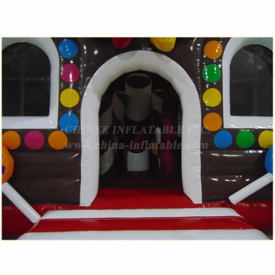 T2-4830 Candy House Inflatable Bouncer