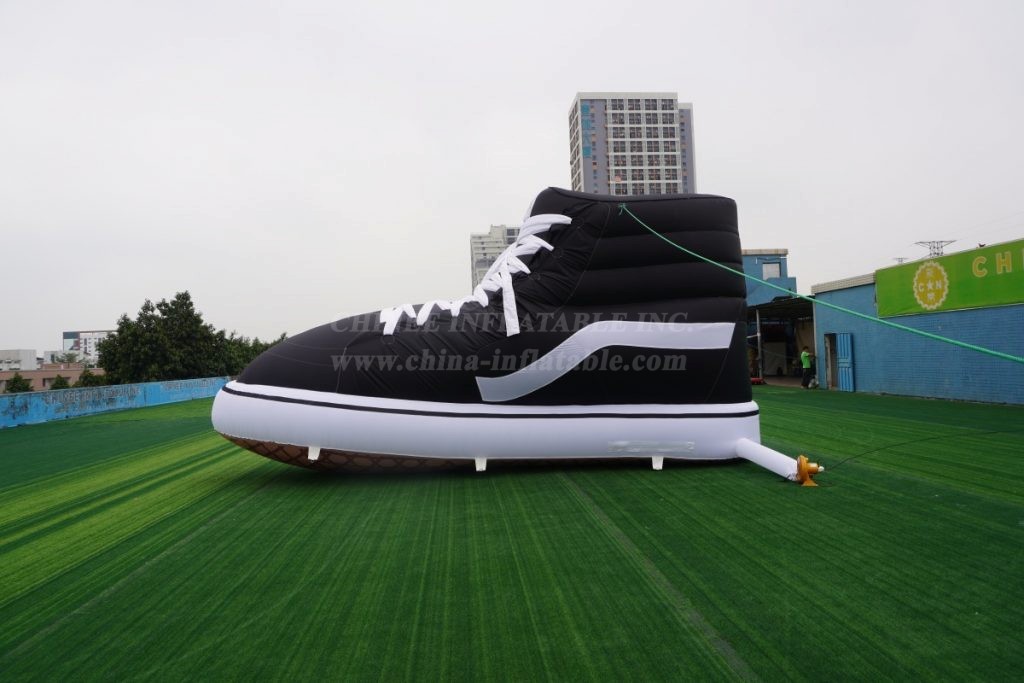 S4-557 Custom Vans Shoe Inflatable Shape