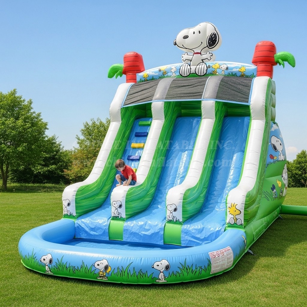 T8-8535 Snoopy Theme Inflatable Water Slide