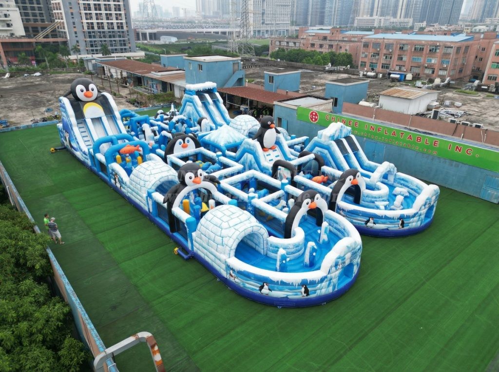 CR2-226 Penguin Theme Challenging Run Giant Inflatable Obstacle Courses