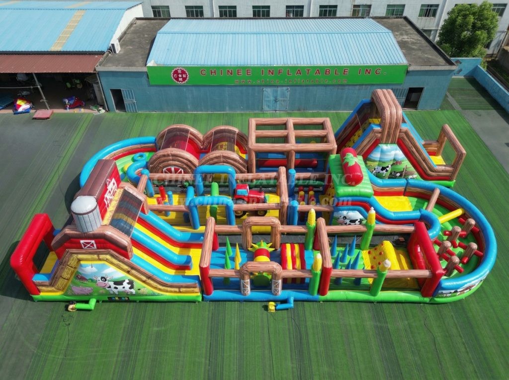 CR2-381 Farm Theme Challenging Run Giant Inflatable Obstacle Courses