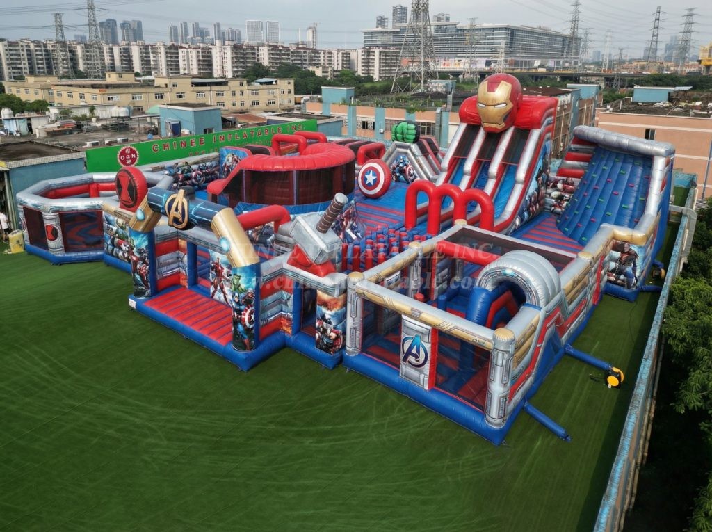 GF3-247 The Avengers Theme Inflatable Park