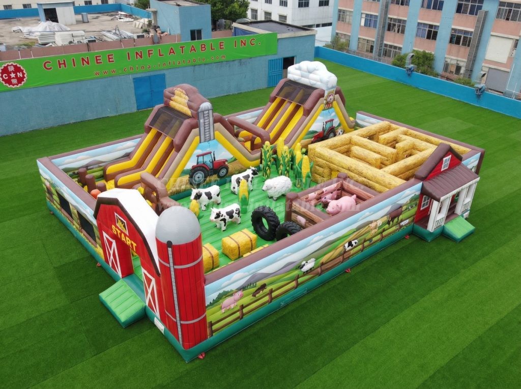 GF3-321 Farm Theme Inflatable Park