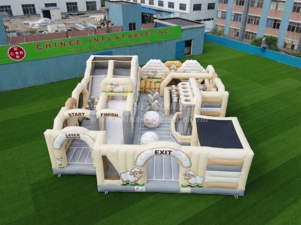 GF3-399 Sheep Theme Inflatable Park