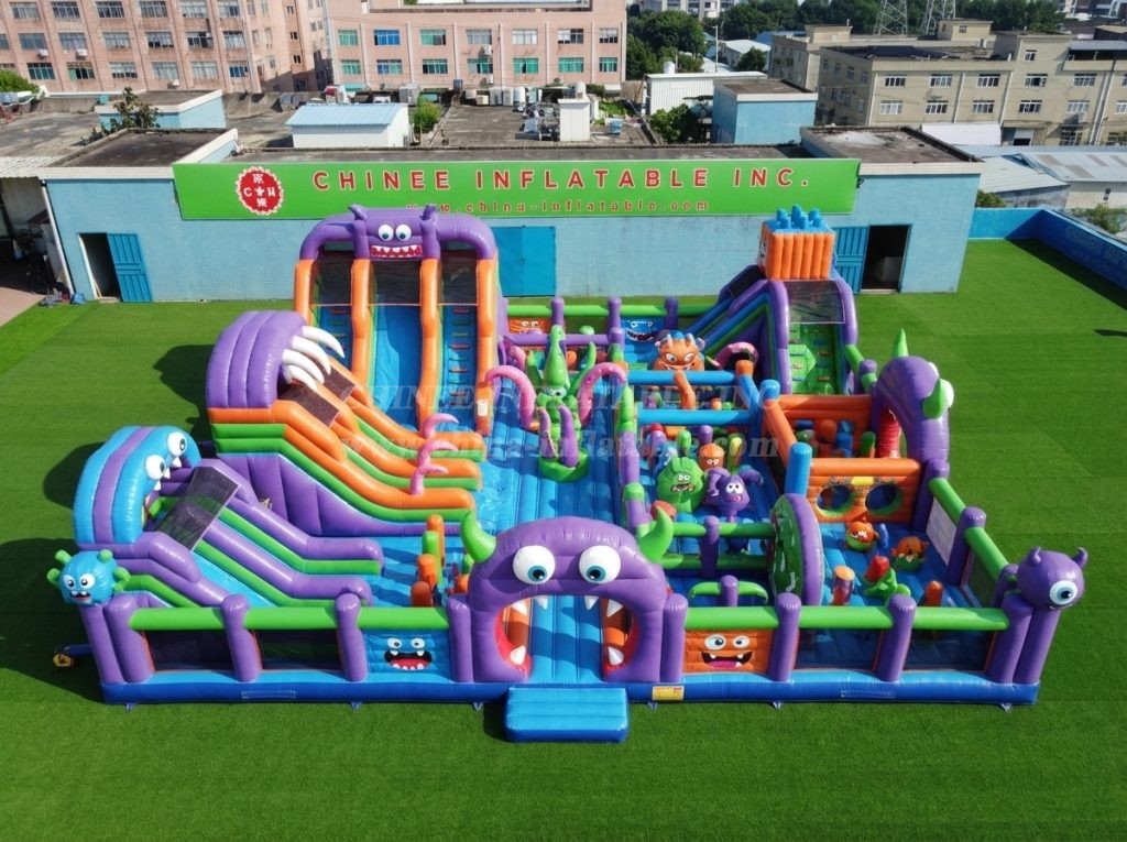 GF3-547 Monster Theme Inflatable Park