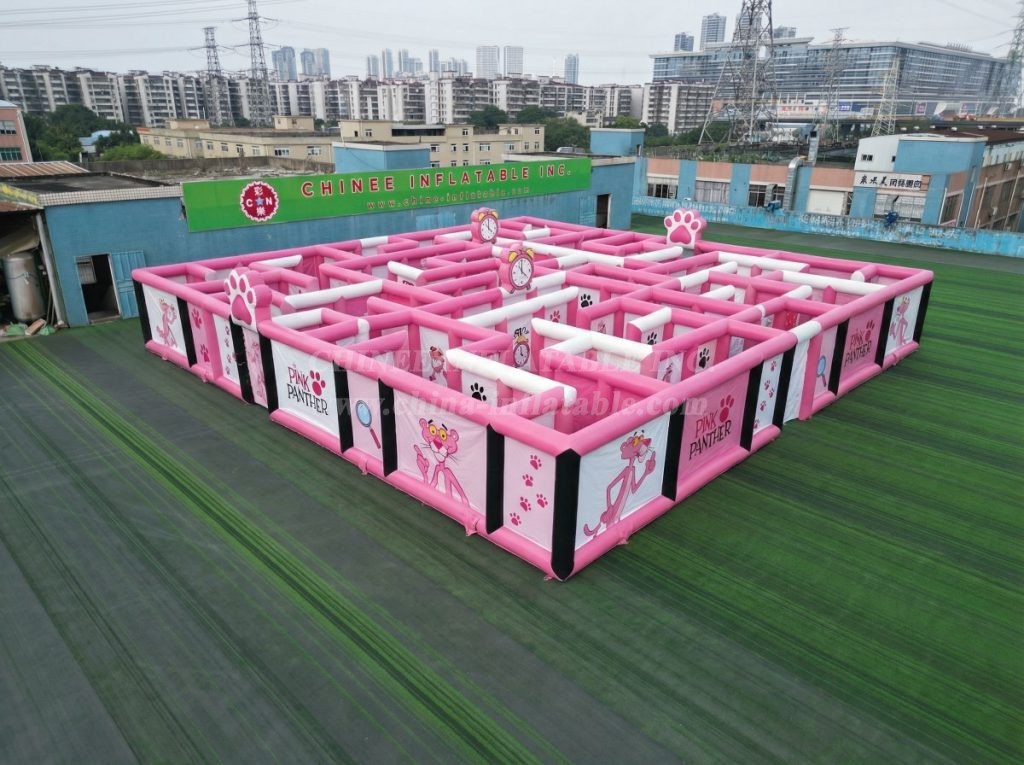 MAZE1-115 Pink Panther Theme Inflatable Maze