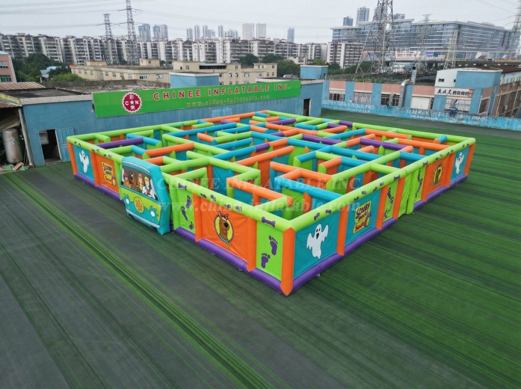 MAZE1-131 Scooby-Doo Theme Inflatable Maze