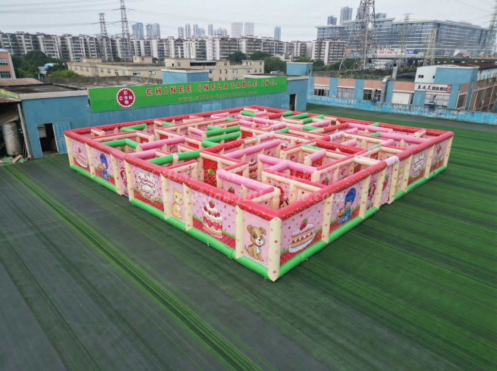 MAZE1-147 Strawberry Shortcake Theme Inflatable Maze
