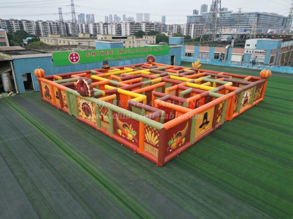 MAZE1-152 Thanksgiving Theme Inflatable Maze