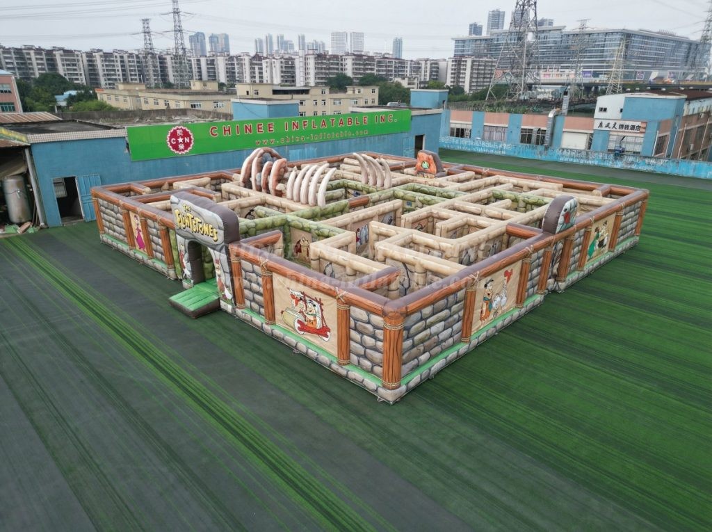 MAZE1-154 The Flintstones Theme Inflatable Maze