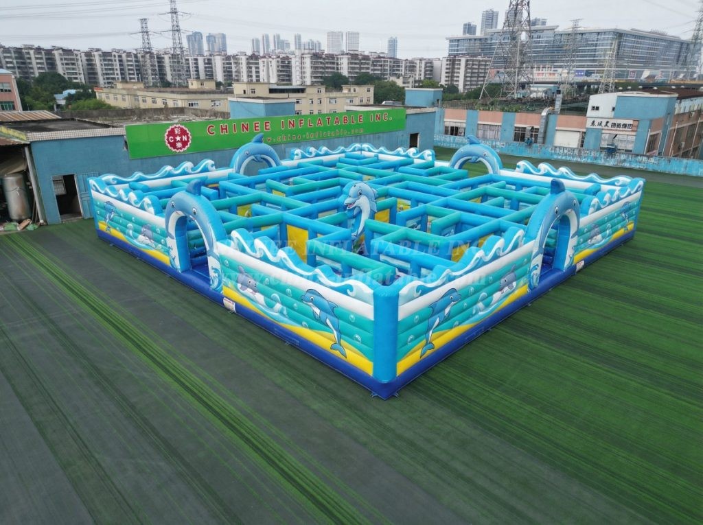 MAZE1-42 Dolphin Theme Inflatable Maze