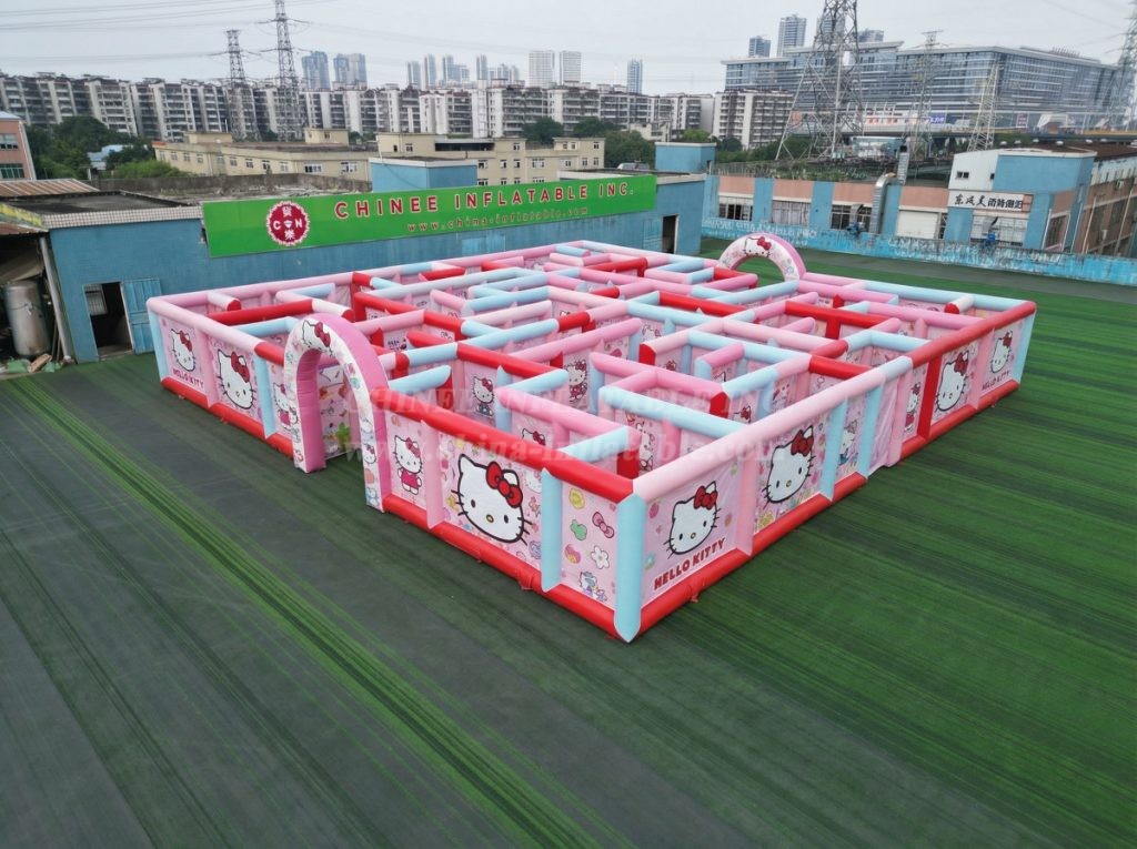 MAZE1-70 Hello Kitty Theme Inflatable Maze