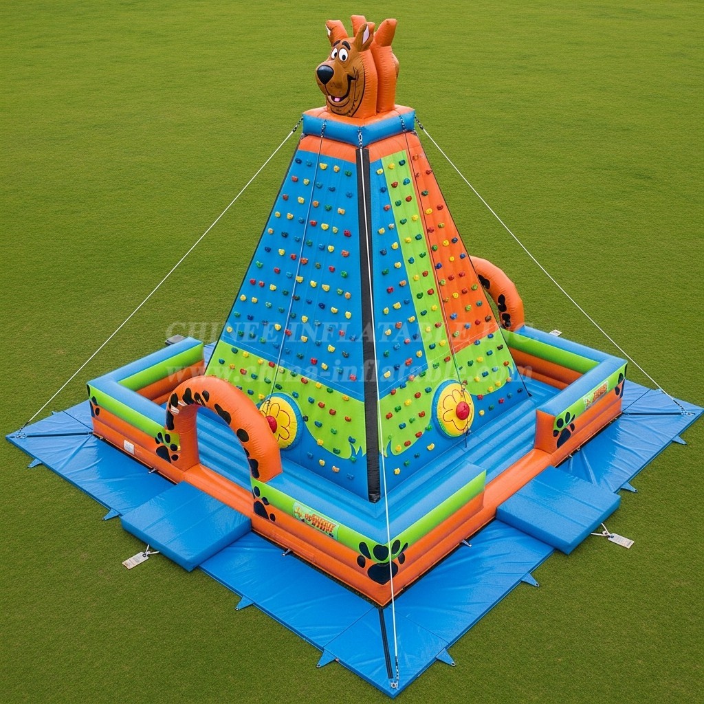 T11-4355 Scooby-Doo Theme Inflatable Climbing Wall