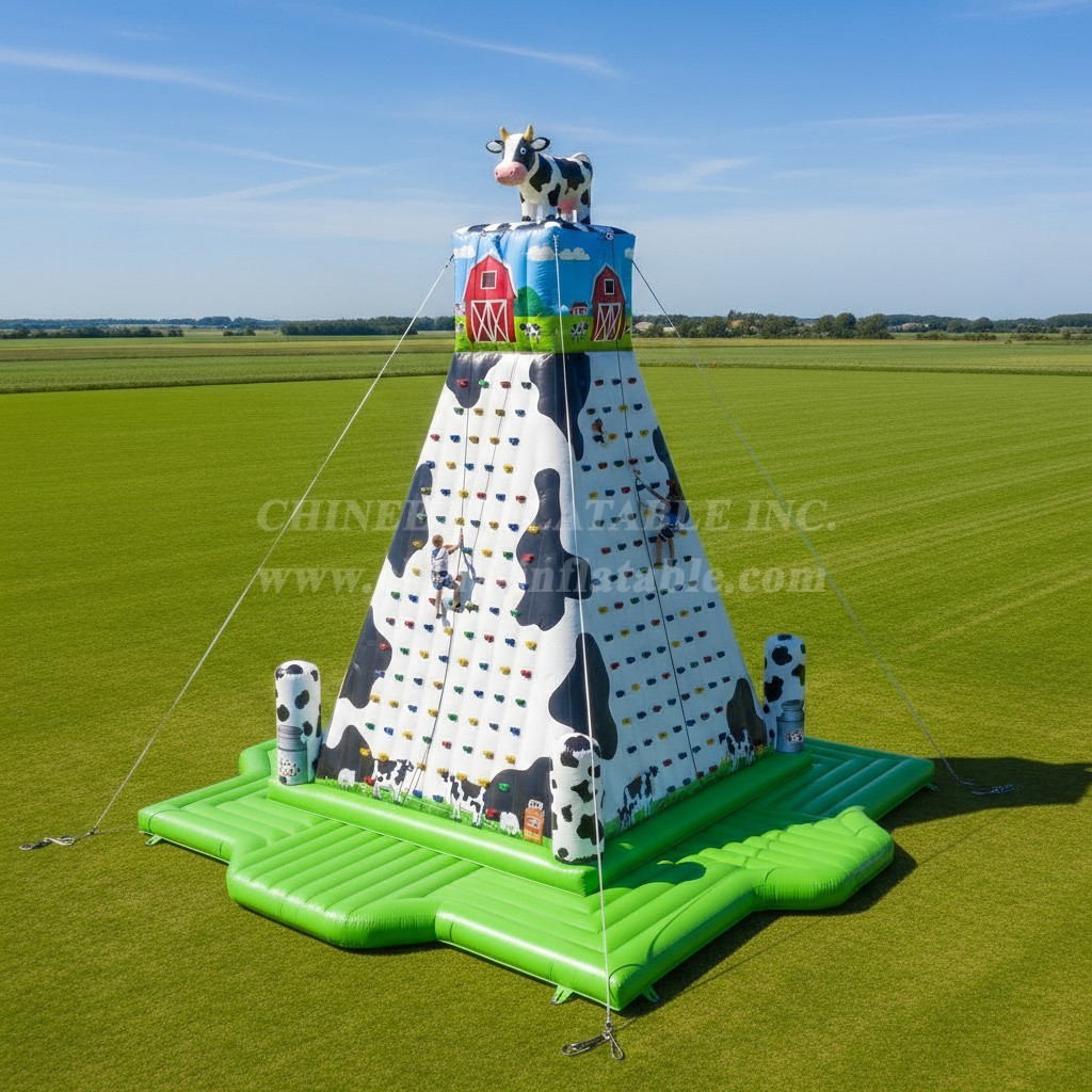 T11-4554 Cow Theme Inflatable Climbing Wall