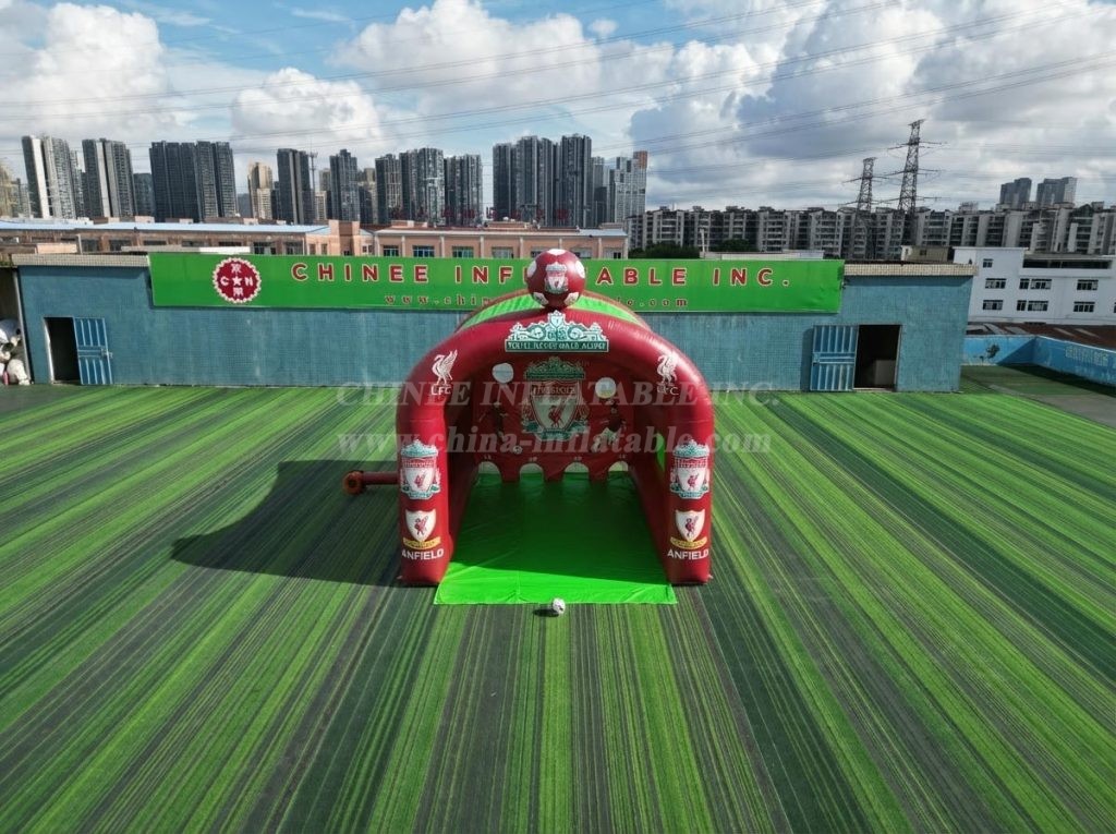 T11-7190 Liverpool Theme Inflatable Football Shoot Out Game