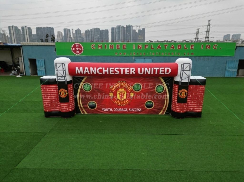 T11-7201 Manchester United Theme Inflatable Football Shoot Out Game
