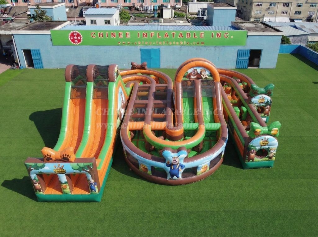 CR2-785 Boonie Bears Theme Giant Inflatable Obstacle Courses Challenging Run