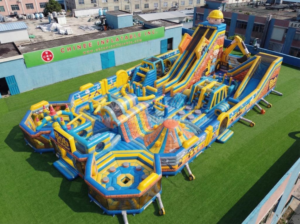 GF3-1058 Bob The Builder Theme Inflatable Park