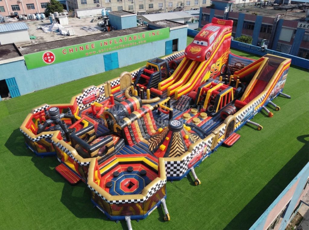 GF3-1061 Cars Theme Inflatable Park