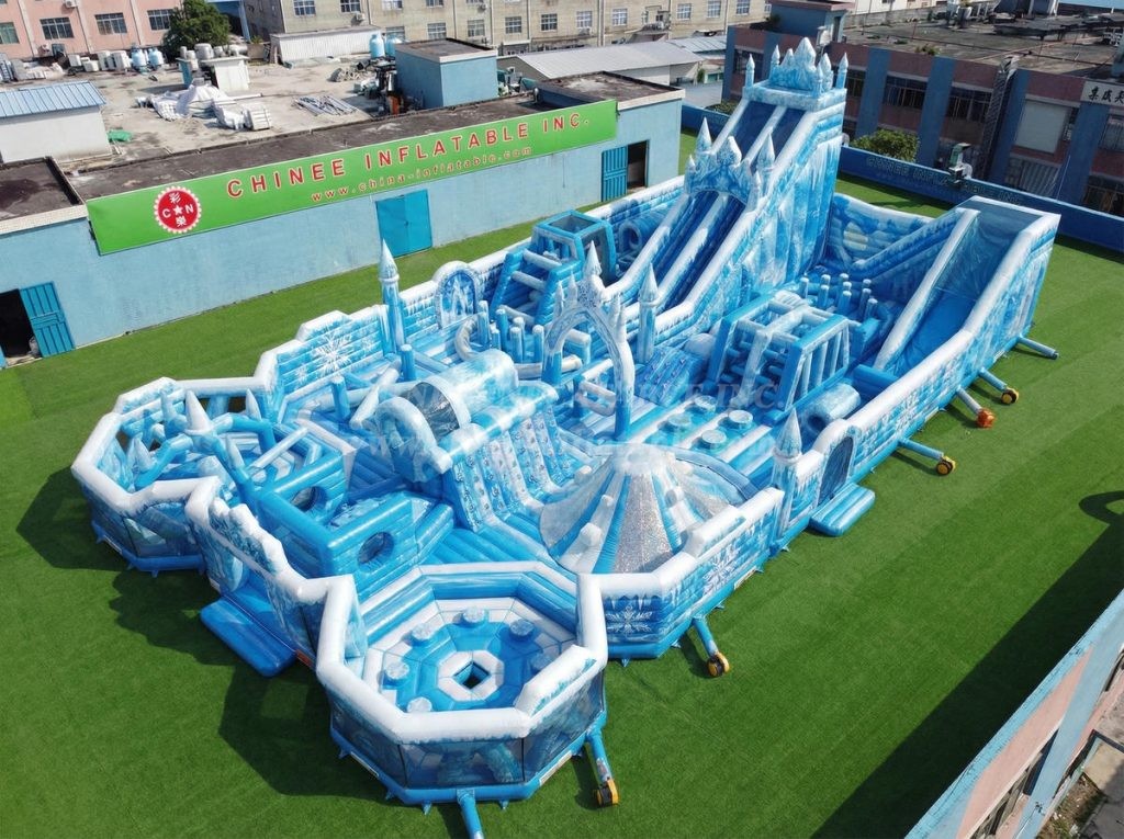 GF3-1068 Frozen Theme Inflatable Park