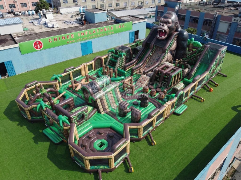 GF3-1075 King Kong Theme Inflatable Park
