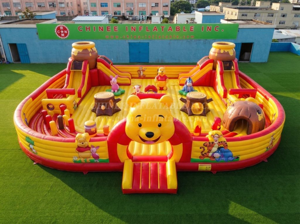 GF3-1294 Winnie The Pooh Theme Inflatable Funcity