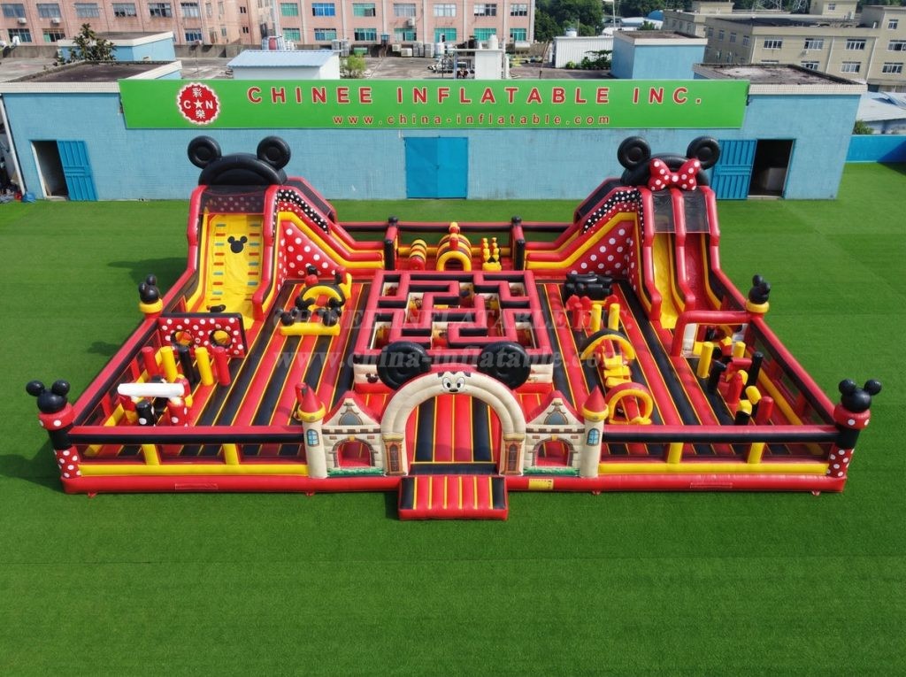 GF3-1363 Mickey & Minnie Theme Inflatable Park