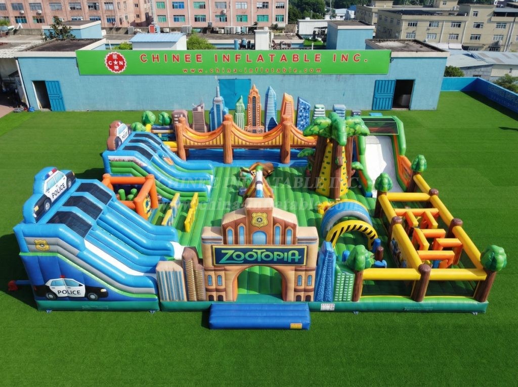 GF3-1422 Zootopia Theme Inflatable Park