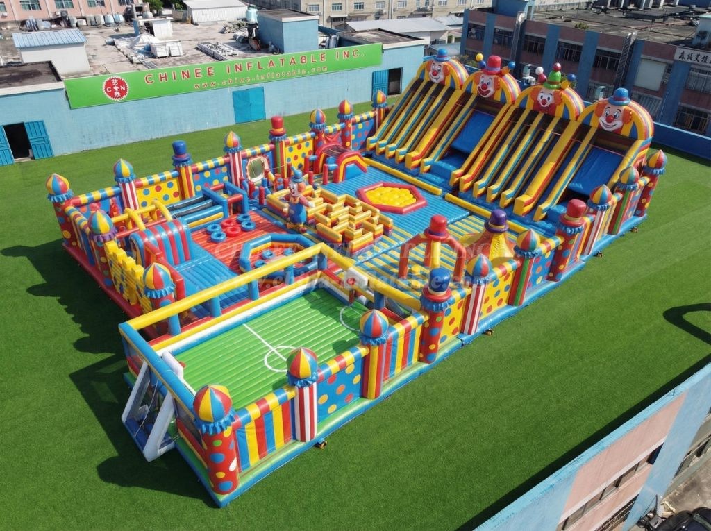 GF3-653 Clown Theme Giant Inflatable Park