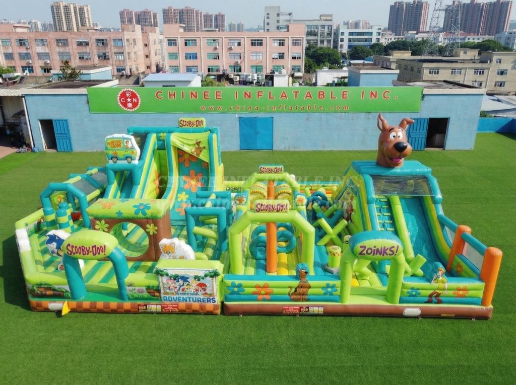 GF3-875 Scooby-Doo Theme Inflatable Park