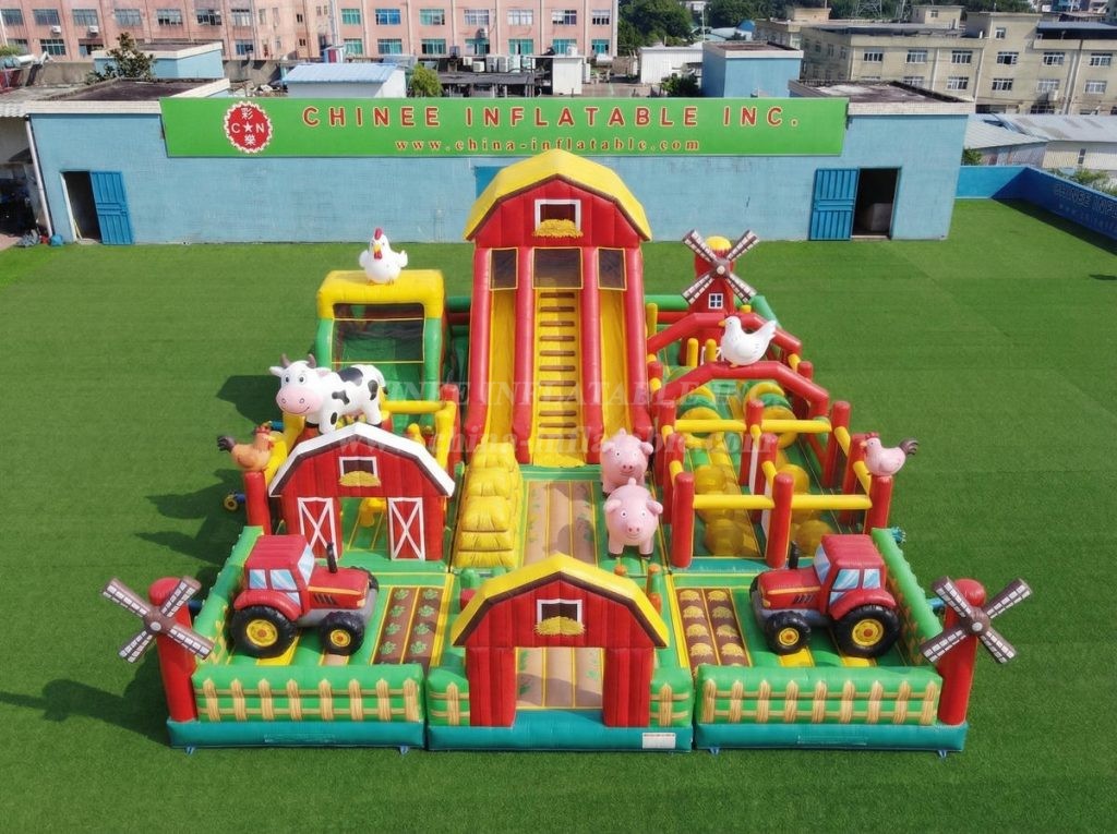GF3-951 Farm Theme Inflatable Playground