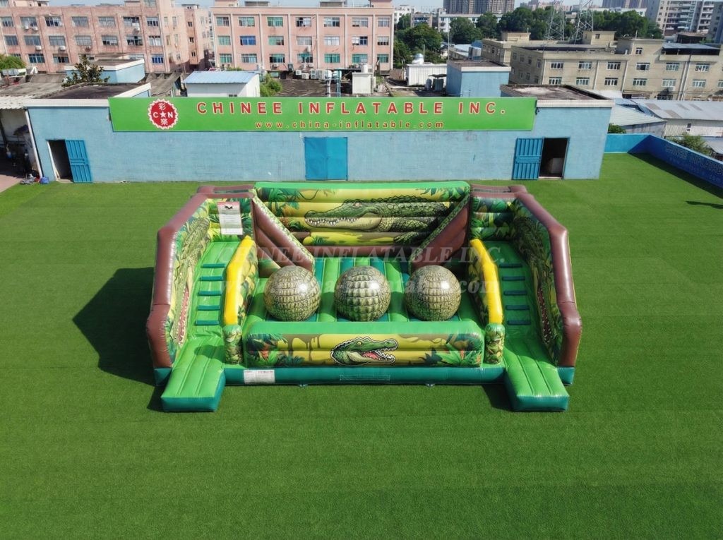 T11-4750A Crocodile Theme Inflatable Wipeout Big Balls Obstacle Course