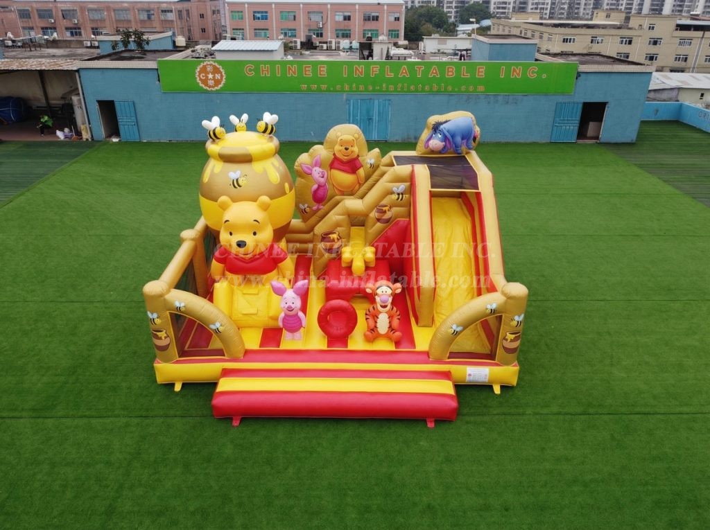 T2-8934 Winnie The Pooh Theme Bouncy Castle With Slide