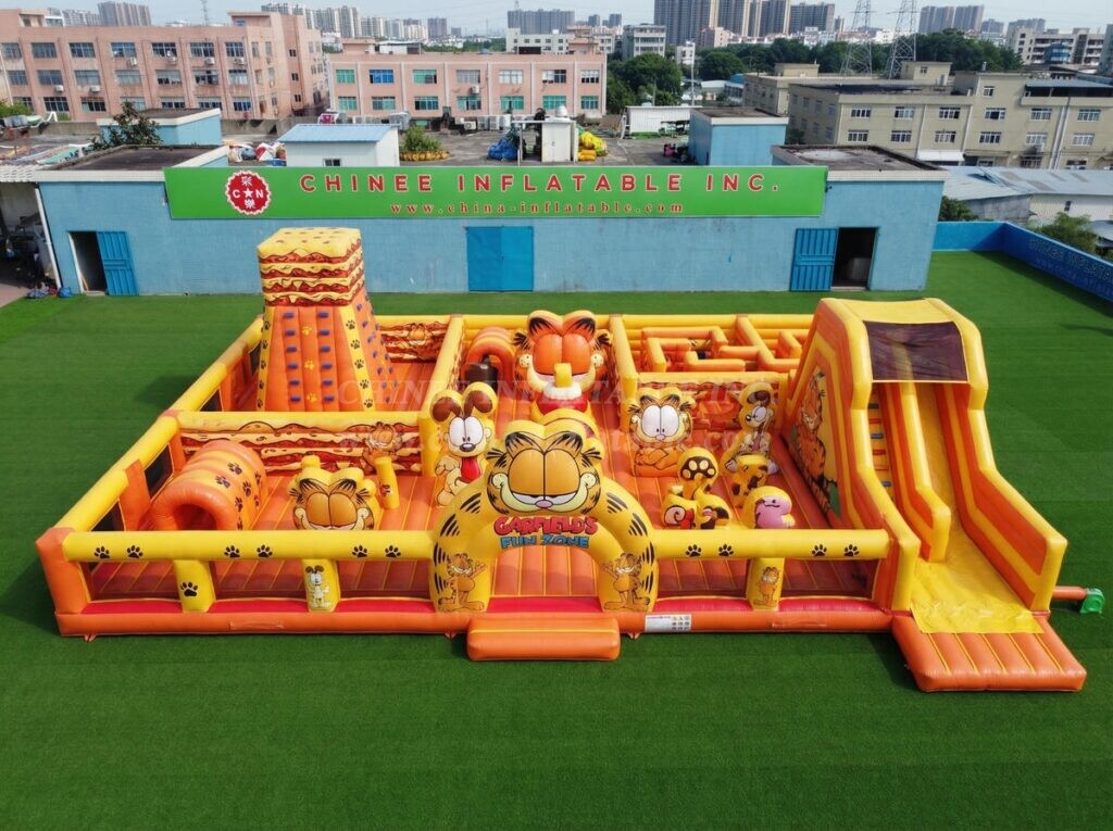 GF3-1461 Garfield Theme Inflatable Playground