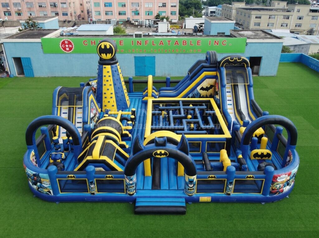 GF3-1532 Batman Theme Inflatable Park