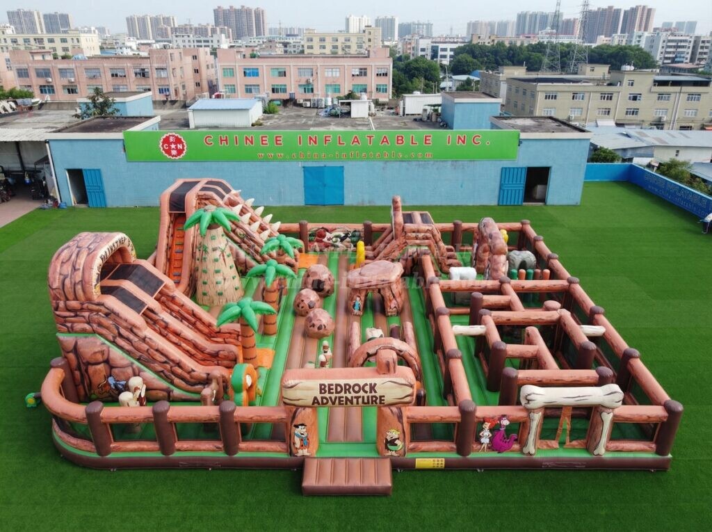 GF3-1559 The Flintstones Theme Inflatable Park