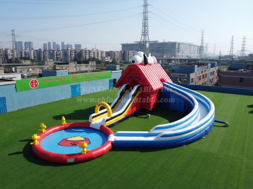 GS2-185 Snoopy Theme Giant Inflatable Water Slide