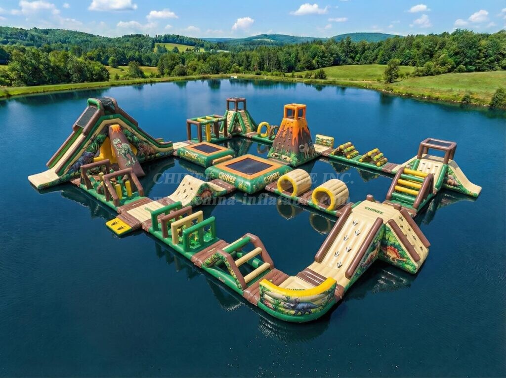 S677 Dinosaur Theme Inflatable Water Park