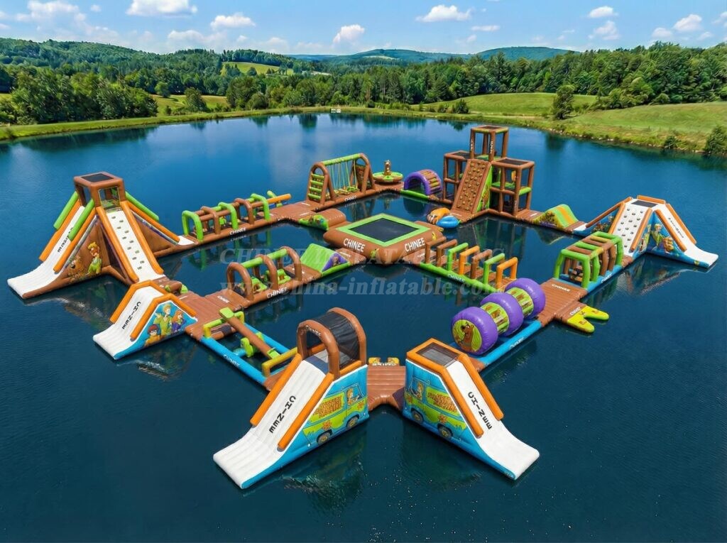 S703 Scooby-Doo Theme Inflatable Water Park