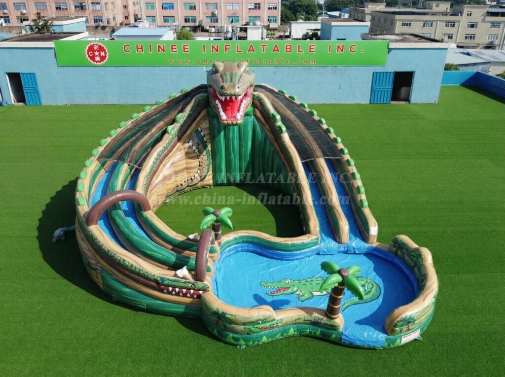 T8-6130 Crocodile Theme Inflatable Water Slide