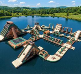 S717 Bear Theme Inflatable Water Park