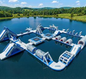 S742 Shark Theme Inflatable Water Park