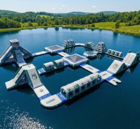 S837 Wolf Theme Inflatable Water Park