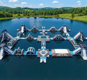 S879 Wolf Theme Inflatable Water Park