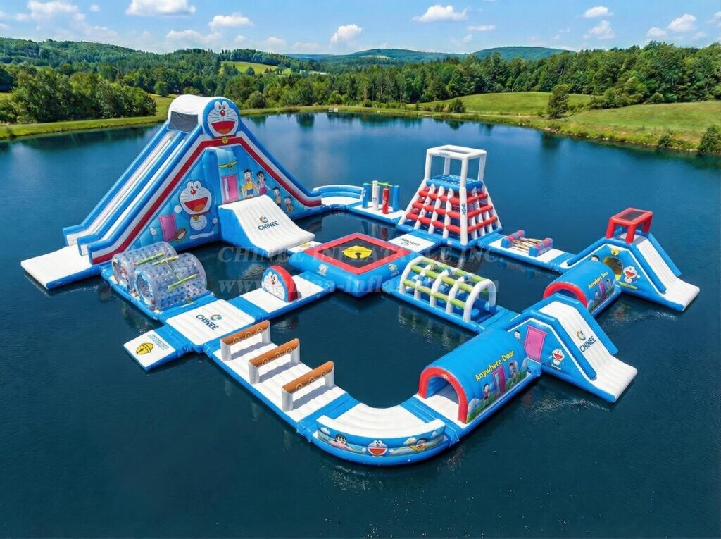 S893 Doraemon Theme Inflatable Water Park